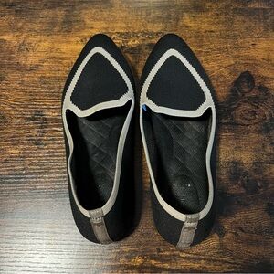 Birdie Flats in Black with Cream Detail, Size 9